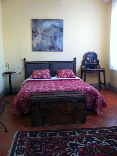 La Parenthese Hostellerie Provencale Uzès Habitación foto